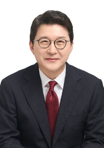 신동욱.JPG