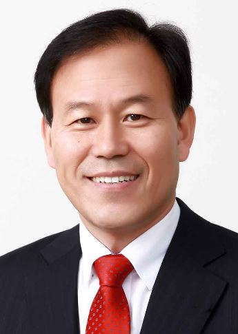 윤한홍.JPG